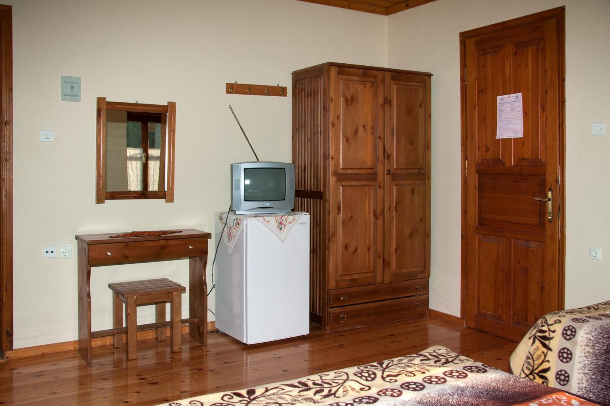 To Petrino Guesthouse Agios Germanos Eksteriør bilde